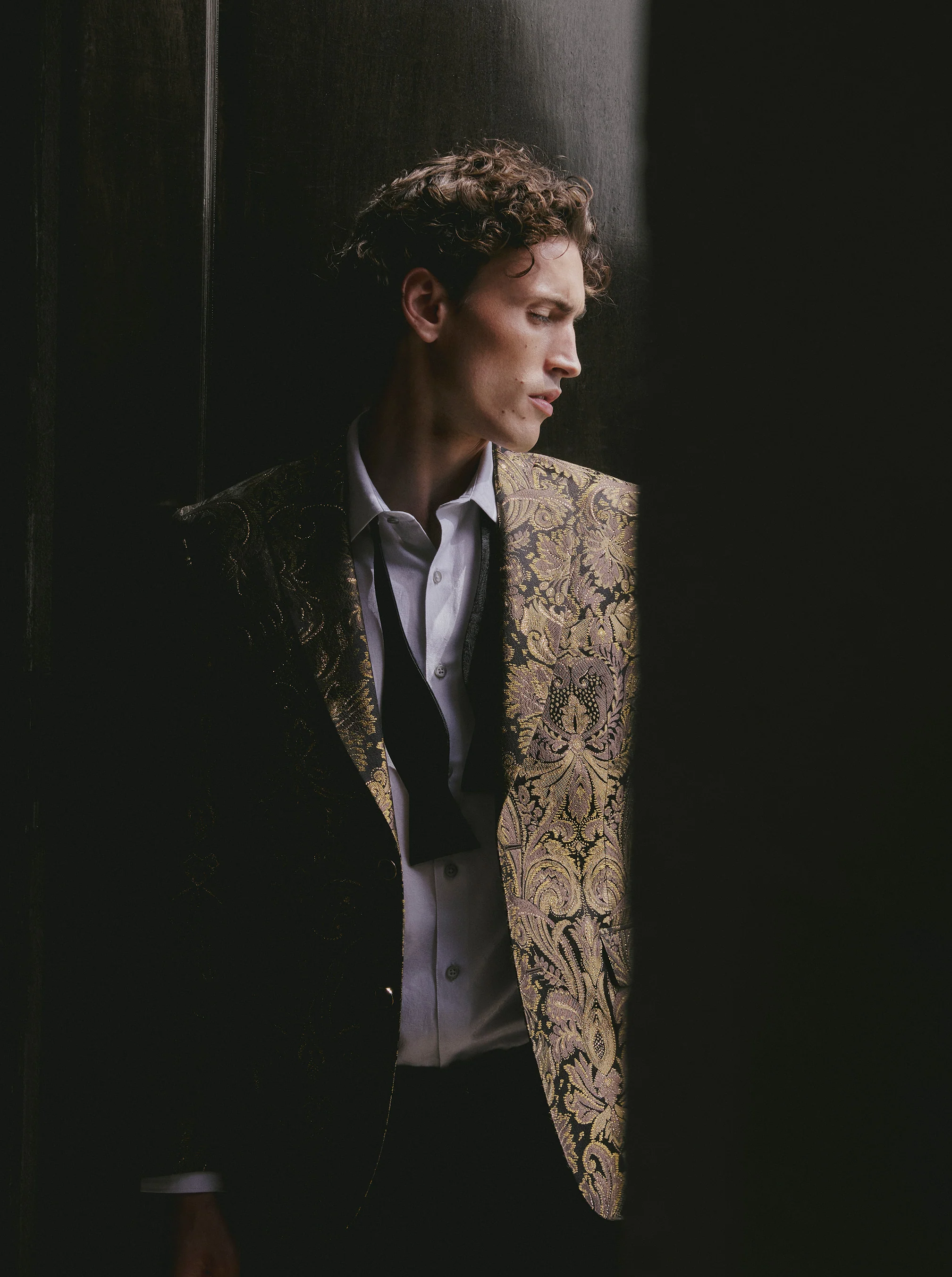 LIMITED EDITION AURIC ESCAPE BLAZER - Image 5