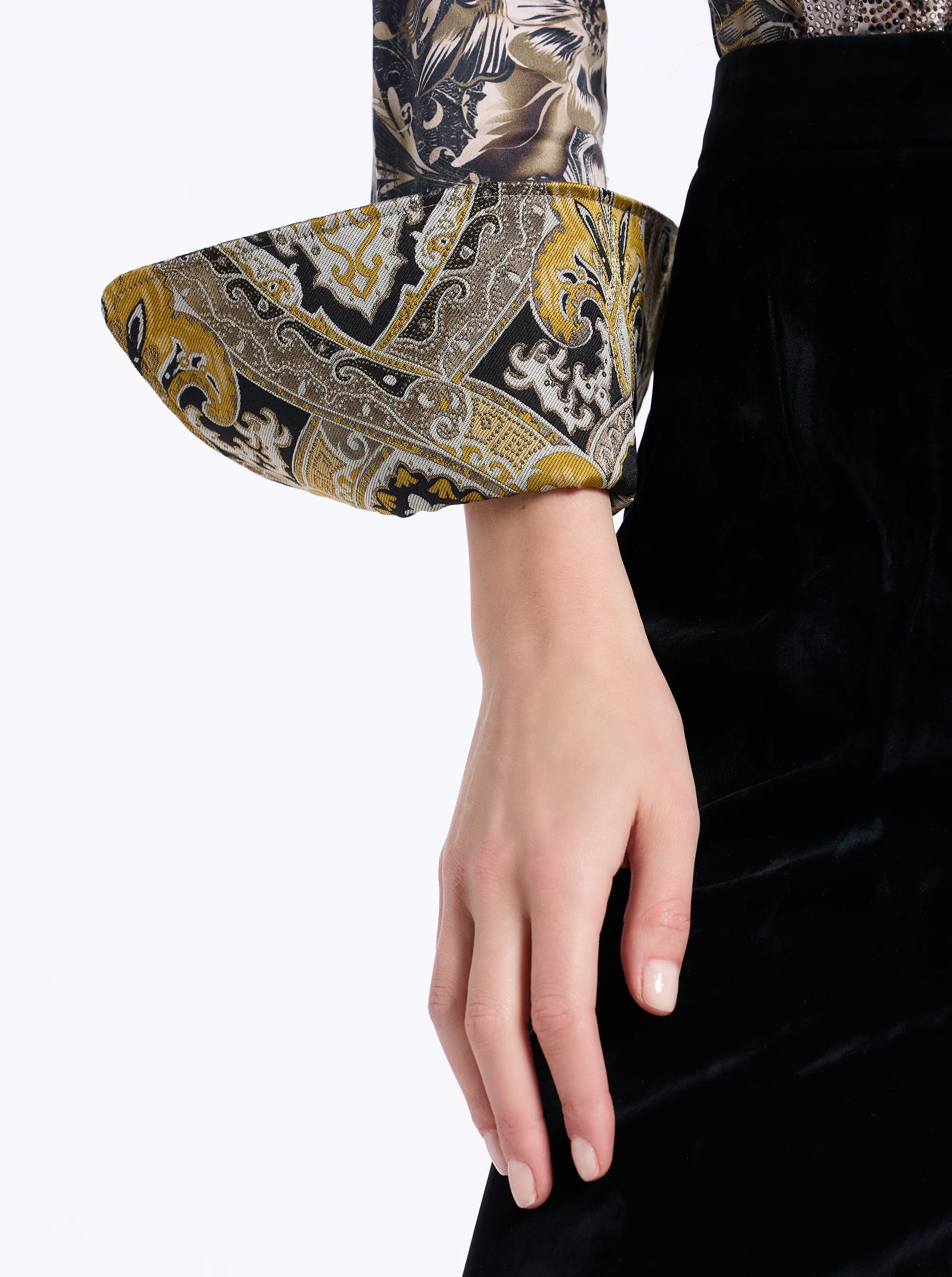 LIMITED EDITION WILD MANE LONG SLEEVE SHIRT - Image 7