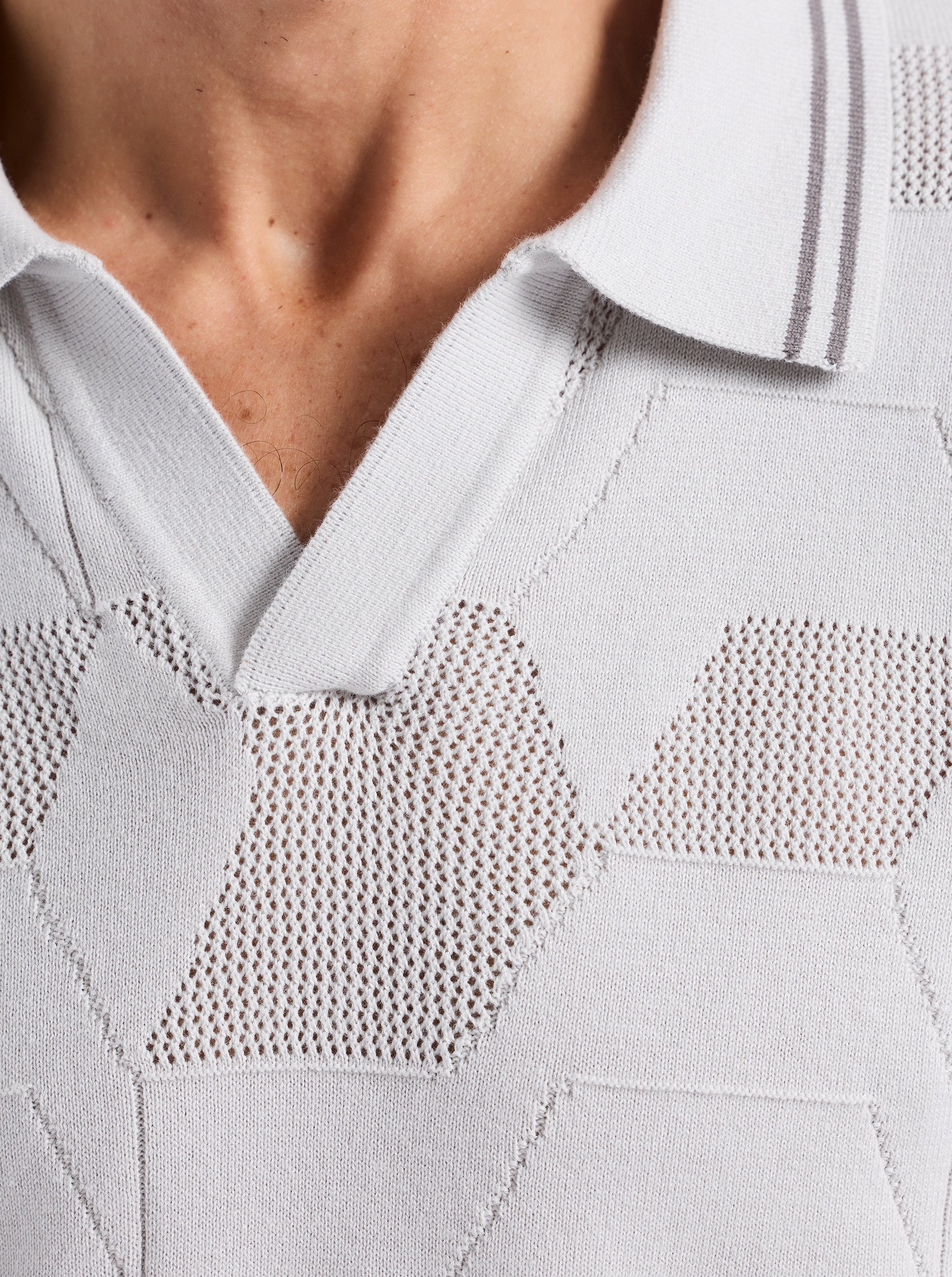 MARCROSS SHORT SLEEVE SWEATER - Image 3